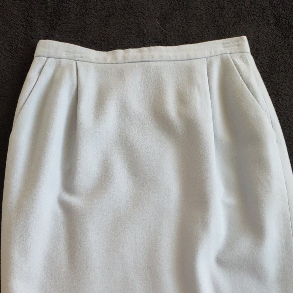 Petite Pendleton wool skirt. 10P. Pale blue.